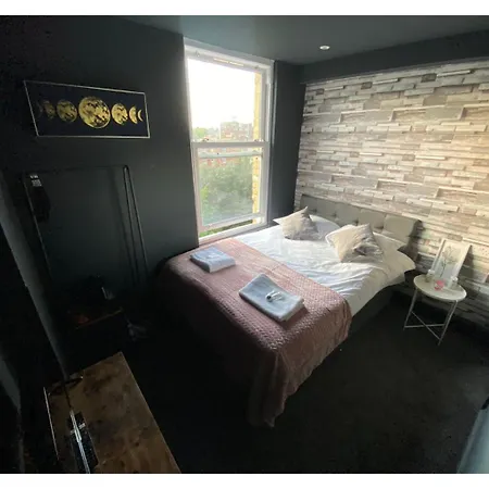 Hotel Amsterdam London