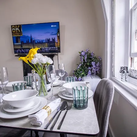 Cosy 2-bedroom In Mayfair 8cb - 4th Floor No Elevator *
