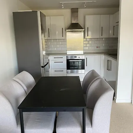 Apartment Home Stay *