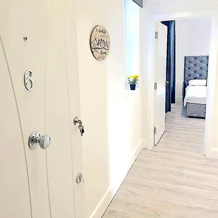 Harrow Apartment London