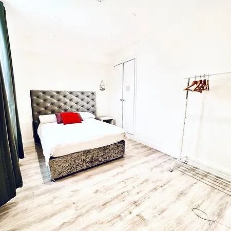 Harrow Apartment