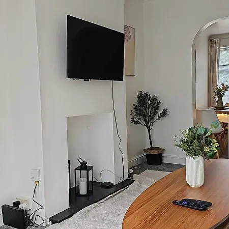 Hayes Deluxe Inn- London, Heathrow Airport *