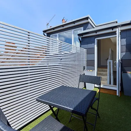 Appartement The Leghorn Quarters - Modern 3bdr With Balcony Londres