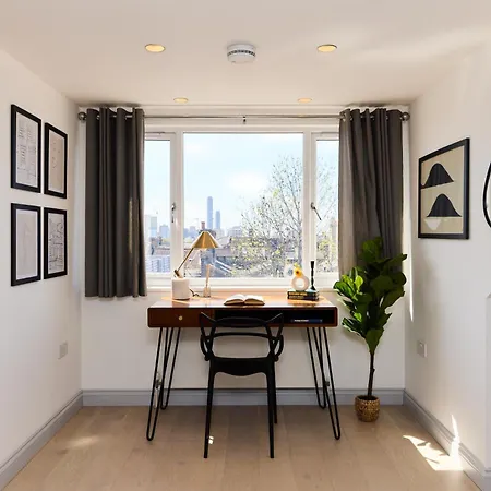 The Leghorn Quarters - Modern 3bdr With Balcony * Londres