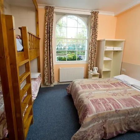 Guest house Macdonald 2*