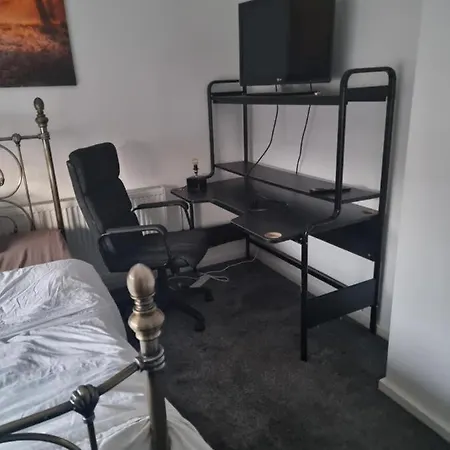 Homestay Abbeywood London House