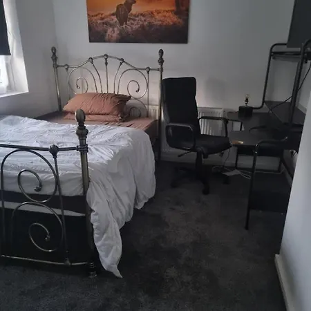 Homestay Abbeywood London House *