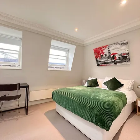 Vila Spacious And Cosy 3brs 5f House In Heart Of *