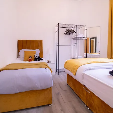 Spacious 3-bedroom In Exclusive Mayfair 7gc