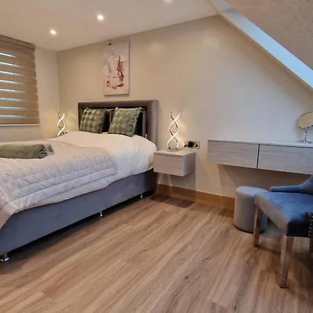 Holiday home Deluxe House *