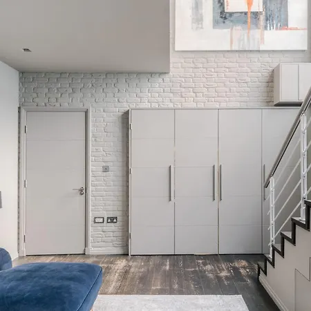 The Muse's Mansion - Covent Garden By Frankie Says Apartman