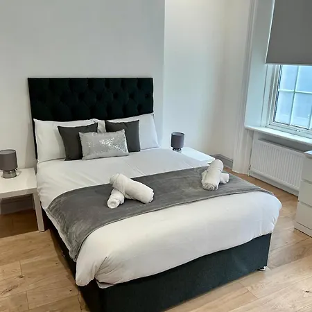 Frederick House London