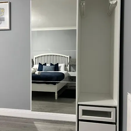 Vakantiehuis Luxury In Greater London - Rainham *