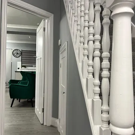 Luxury In Greater London - Rainham Vakantiehuis *