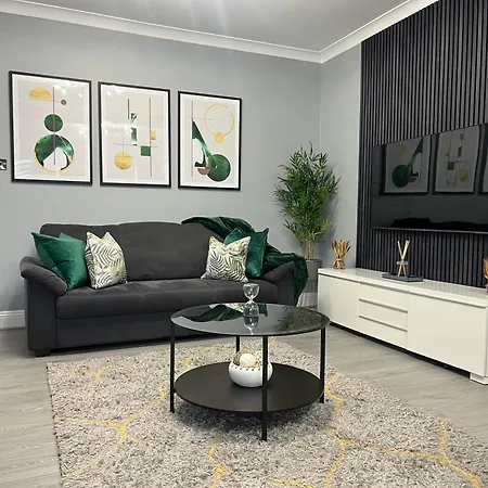 Luxury In Greater London - Rainham Vakantiehuis