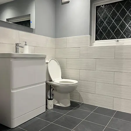 Vakantiehuis Luxury In Greater London - Rainham *