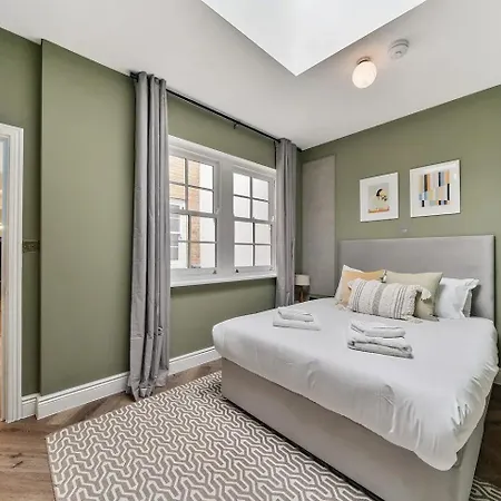 Apartment Pass The Keys Stylish Flat With Courtyard London