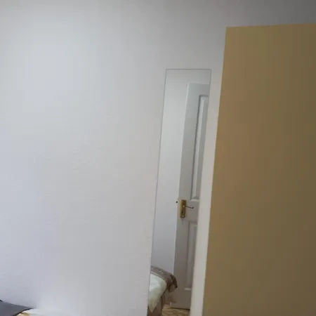 Josteestay -rooms Guest house