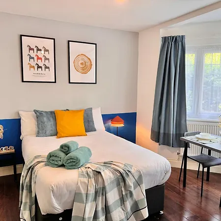 Apartment Lovely 30min To