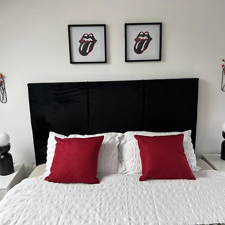 ホームステイ Comfortable - Only 6-mins Walk From Underground Station ロンドン