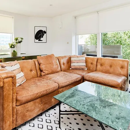 The Copenhagen Place - Enchanting 2bdr Flat With Balcony *