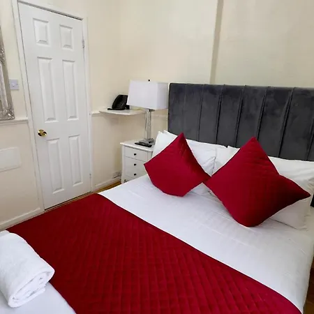 Hotel Classic Hyde Park 2*