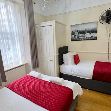 Classic Hyde Park Hotel