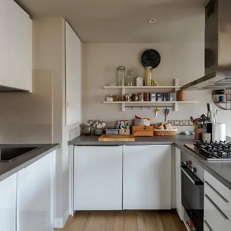 Guestready - Cosy In Vibrant Angel Apartment London