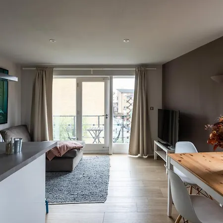 Guestready - Cosy In Vibrant Angel Apartment London