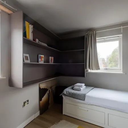 Guestready - Cosy In Vibrant Angel
