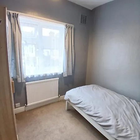 Tooting House Holiday home