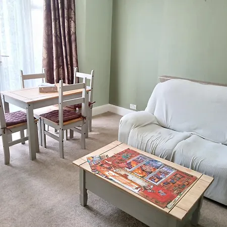 Tooting House Holiday home London