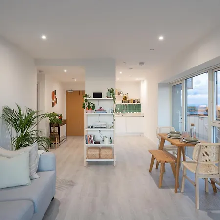 Apartamento Sunset Retreat: Steps From Heathrow/twickenham Hounslow