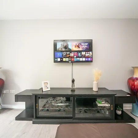 A Stylish One-bedroom Next To London Museum! Edgware
