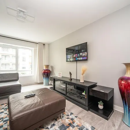 A Stylish One-bedroom Next To London Museum! *