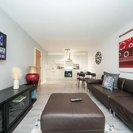 Apartment A Stylish One-bedroom Next To London Museum!