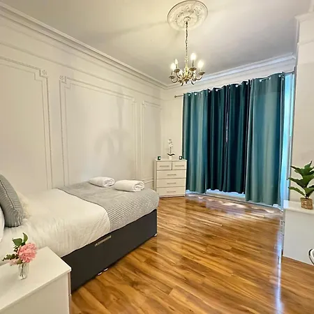 Oxford Street Four Bedroom Luxury * Londres