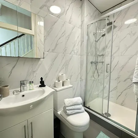 Oxford Street Four Bedroom Luxury * Londres