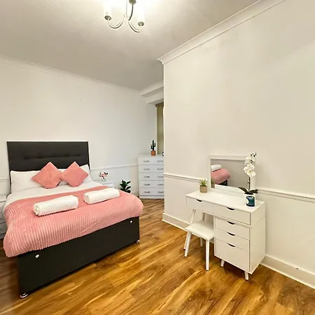 Villa Oxford Street Four Bedroom Luxury