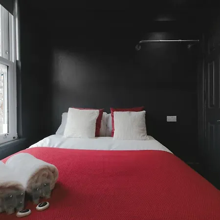 Hotel Amsterdam London