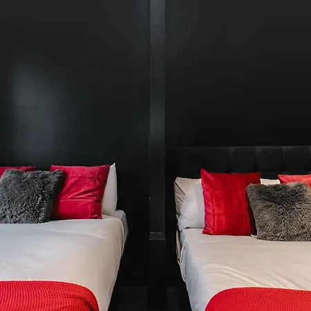 Amsterdam Hotel 2*