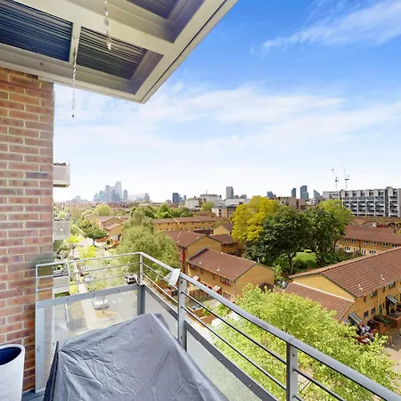 Lovely With Balcony - 3 Min To Station *