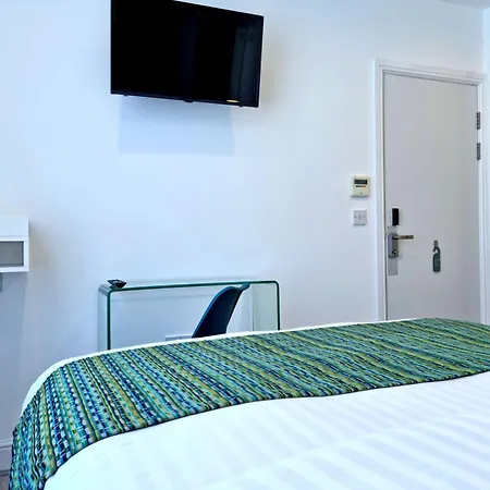 146 Aparthotel
