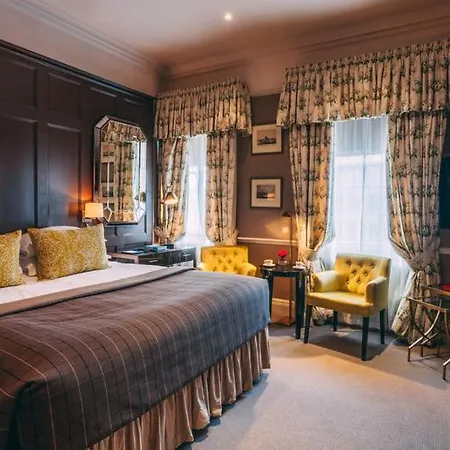 11 Cadogan Gardens And The By Iconic Luxury Hotel 5*