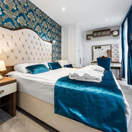 Vilenza Hotel 3*