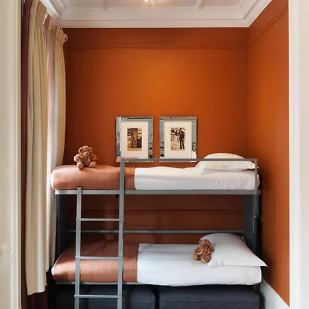 The Athenaeum & Residences 5*