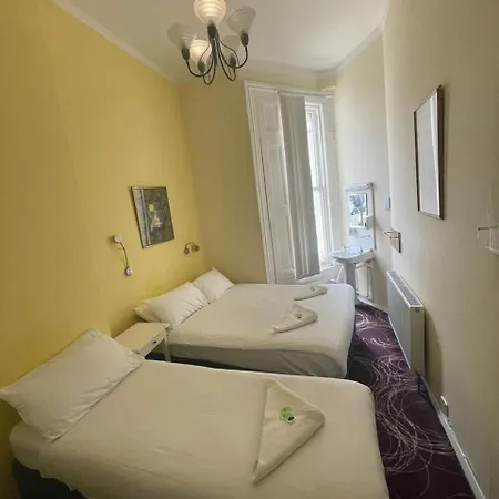 Manor Hotel
