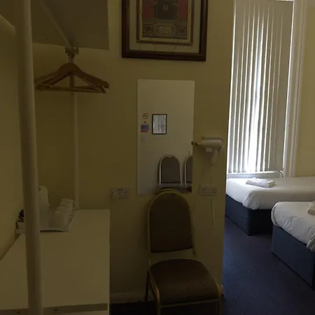 Manor Hotel