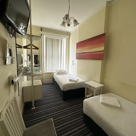 Manor 2*