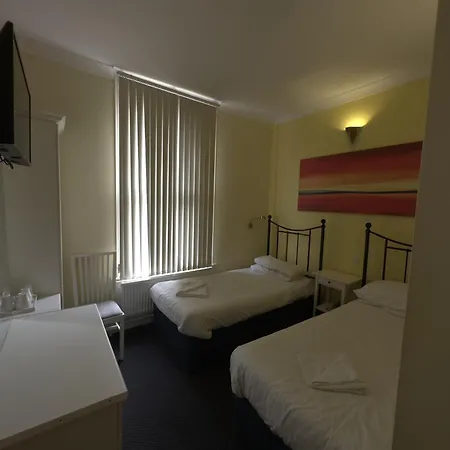 Manor Hotel